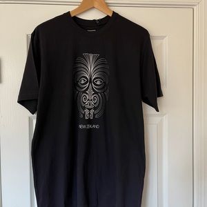 🇳🇿New Zealand Large T Shirt Kiwi Māori Mask *NEW*